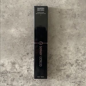 Giorgio Armani - Maestro Brush - Blender Brush